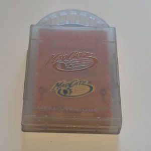 Mad Catz Memory Card 32x Clear Orange and Protective Case For Nintendo Gamecube
